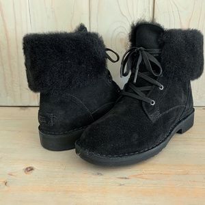 STORE CLOSING SALE UGG WEYLYN BLACK FUR CUFF ANKLE BOOTS New